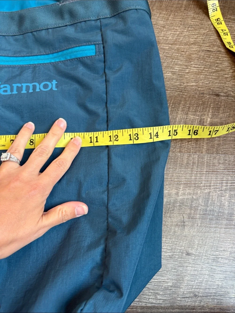 Marmot Urban Hauler Backpack Medium Teal/Blue Tote Drawstring Top READ